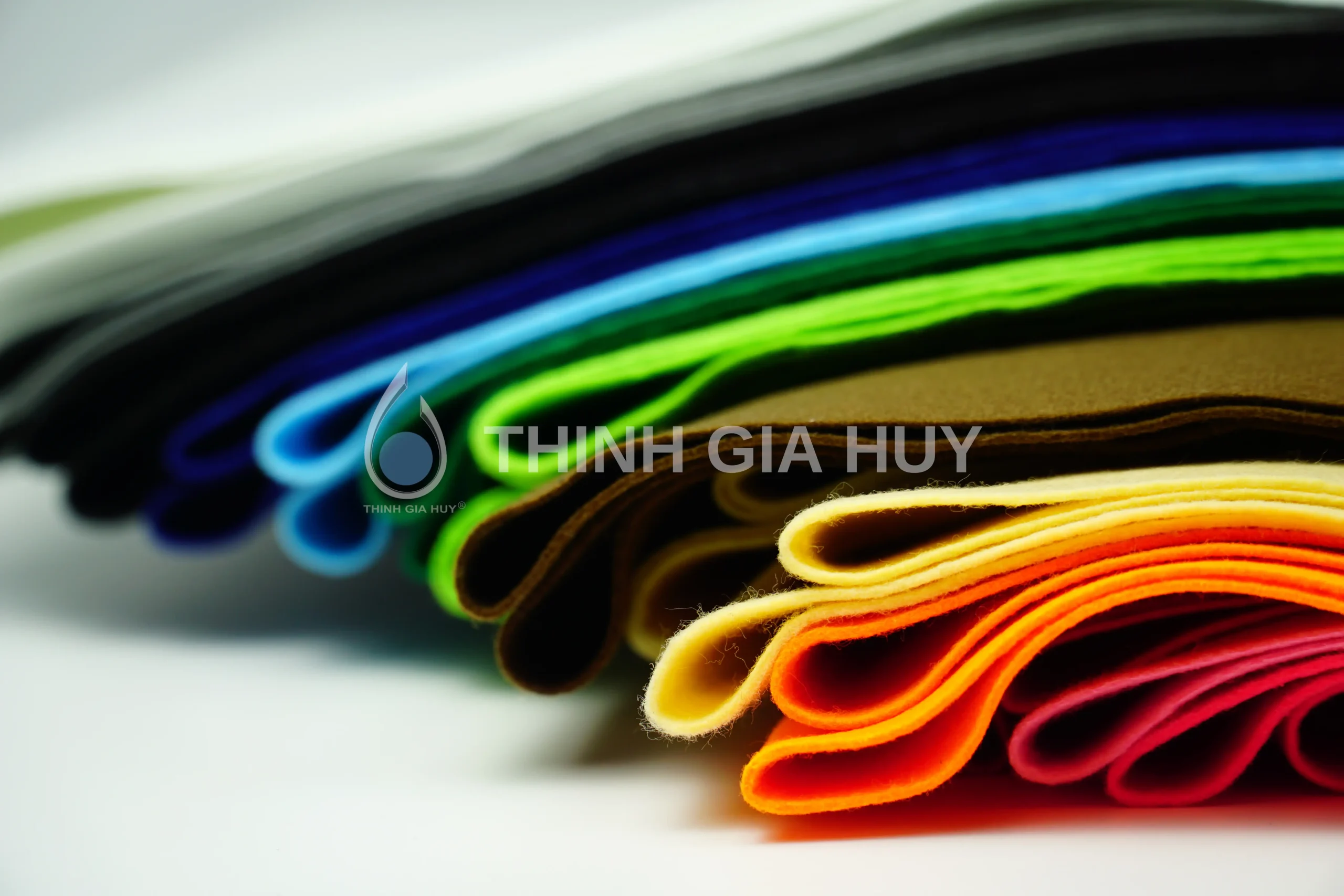 Vải nỉ xăm kim (felt) mầm non